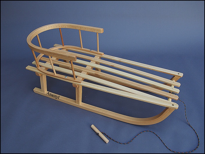 Super Holzschlitten Schlitten mit Lehne, Fußsack, Wärmepolster, viele